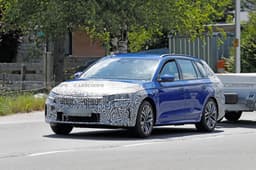 Обновленная Skoda Octavia засветилась на фото